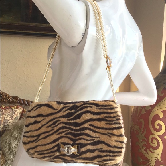 LUCA LUCA Fur Flap Pearl Beaded Shoulder Bag sz39 - Picture 7 of 13